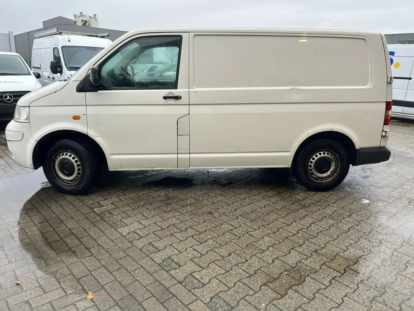 Volkswagen Transporter BESTEL TDI 96 KW AUT Alb - 2