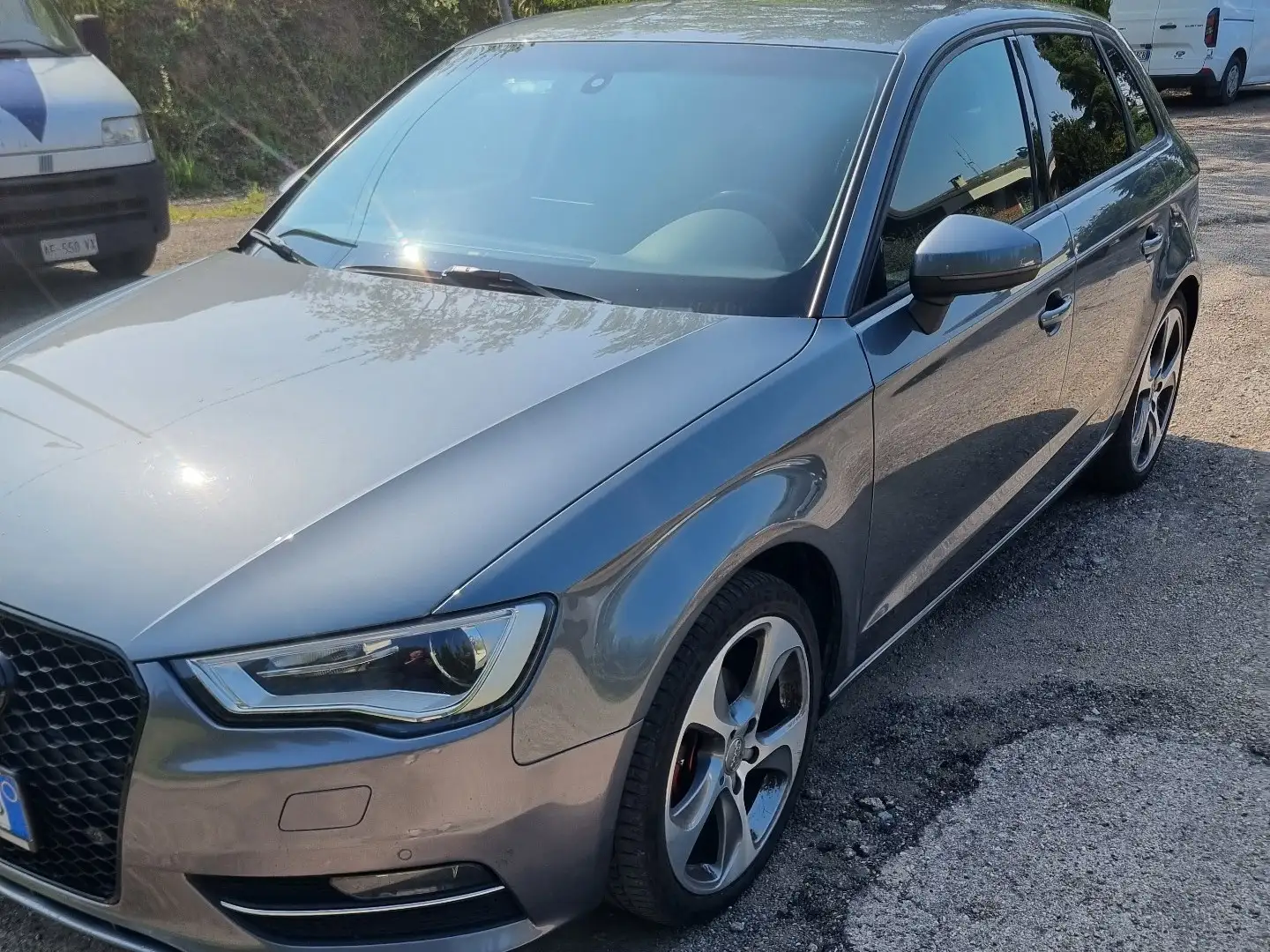 Audi A3 Sportback 1.4 tfsi Attraction - 1