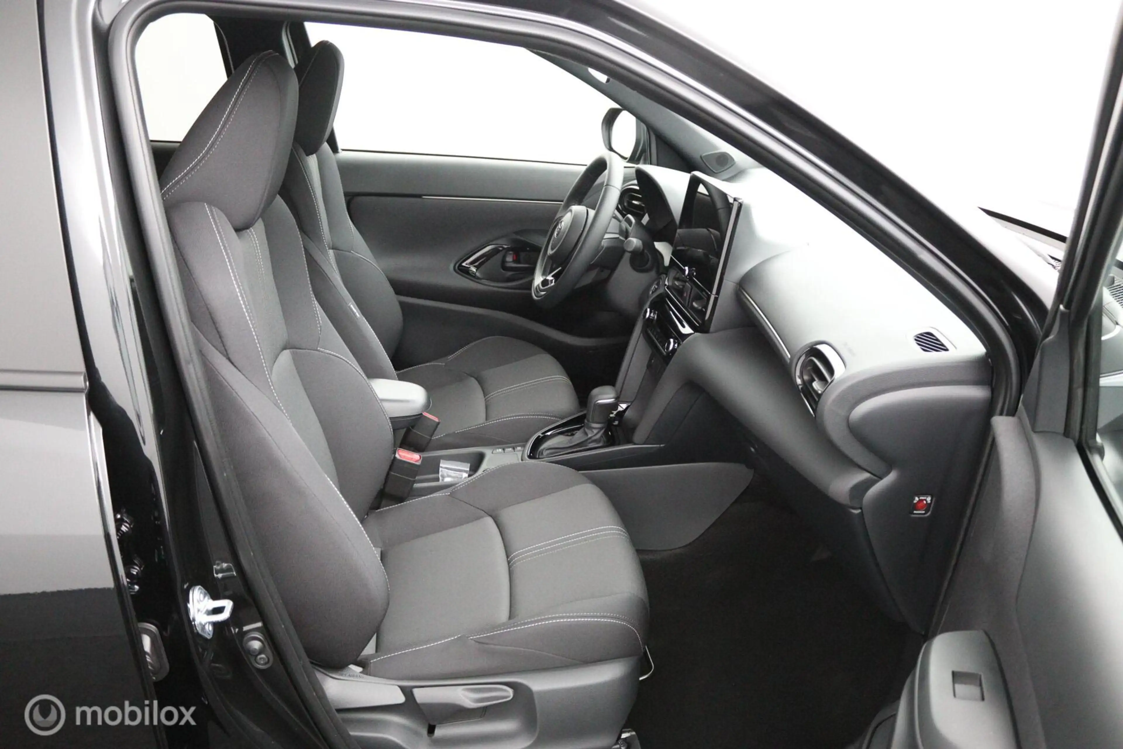 Toyota Yaris Cross 1.5 Hybrid 130 Dynamic | Adaptieve Cruise | Camera — photo 13