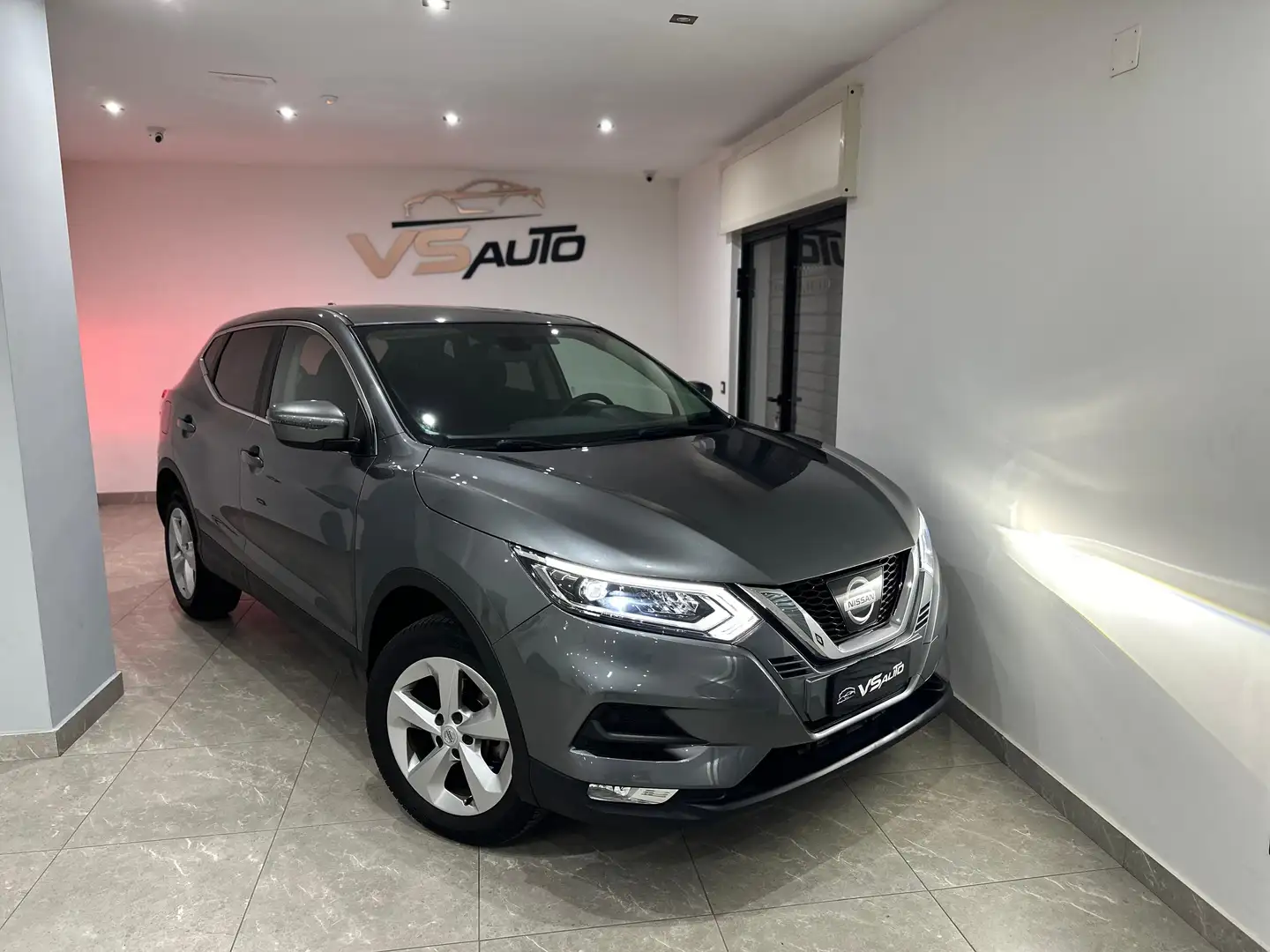 Nissan Qashqai Qashqai II 2017 1.5 dci Acenta 110cv Gris - 1