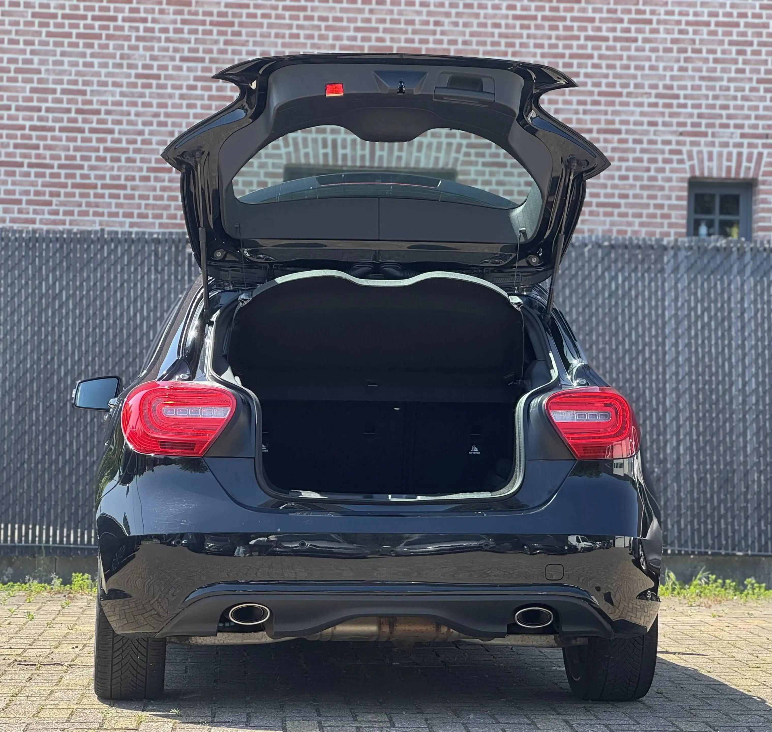 Mercedes-Benz A 220 AMG PACK — photo 6