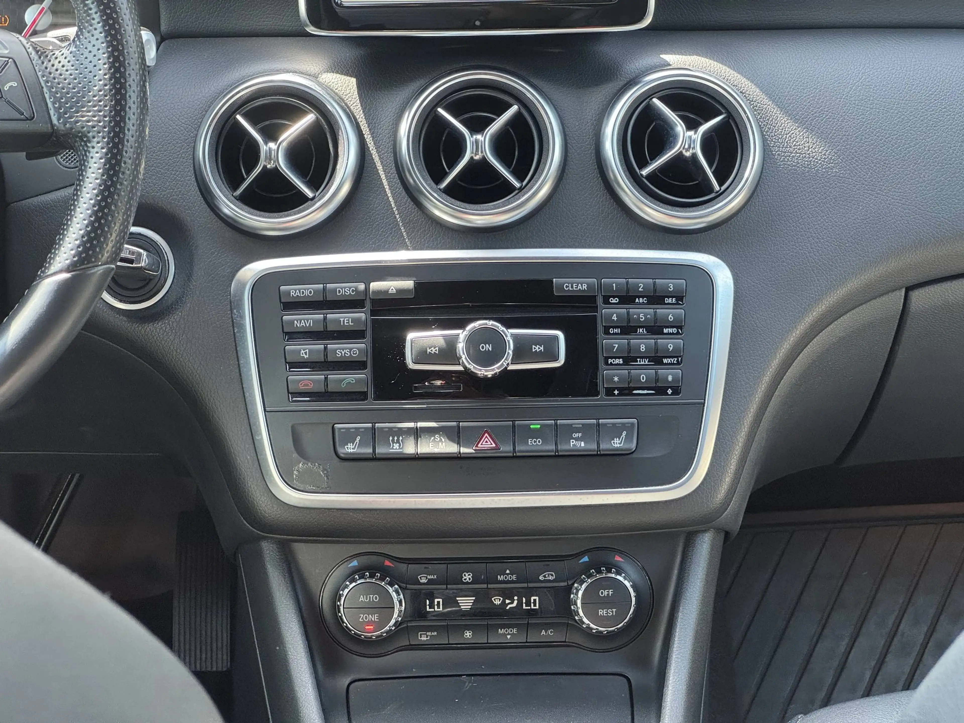 Mercedes-Benz A 220 AMG PACK — photo 14