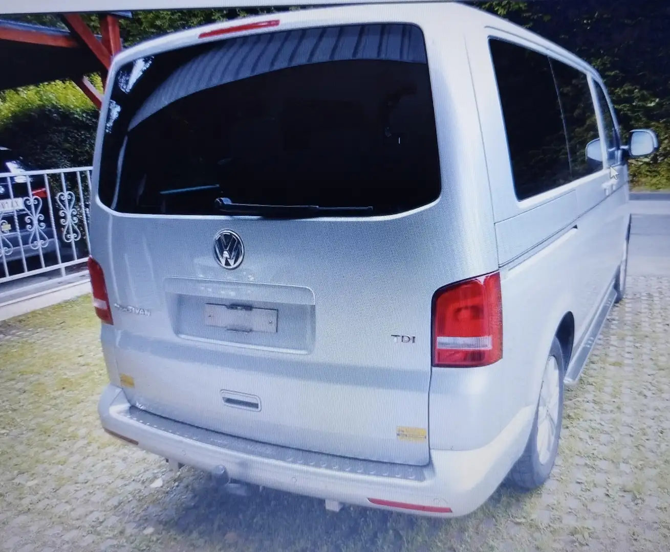 Volkswagen T5 Multivan Multivan Sondermodell MATCH Silber - 2