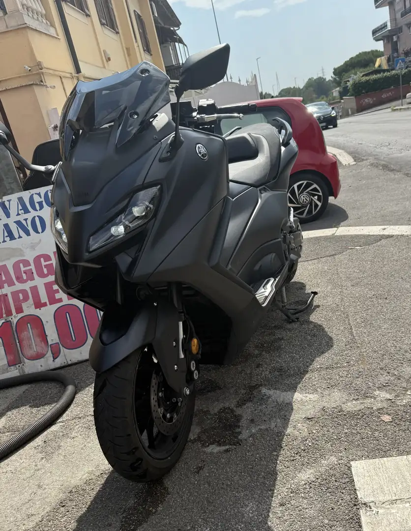 Yamaha TMAX 560 - 1