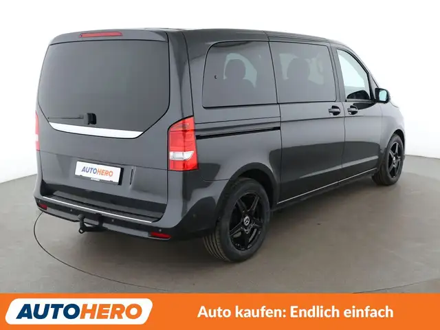 Mercedes-Benz V-Class view 6