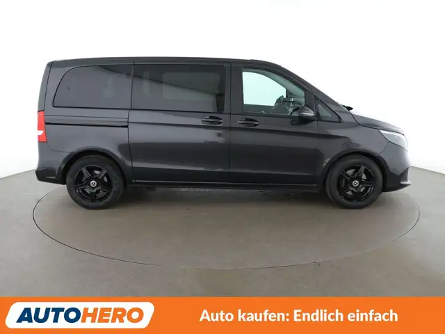Mercedes-Benz V-Class view 7