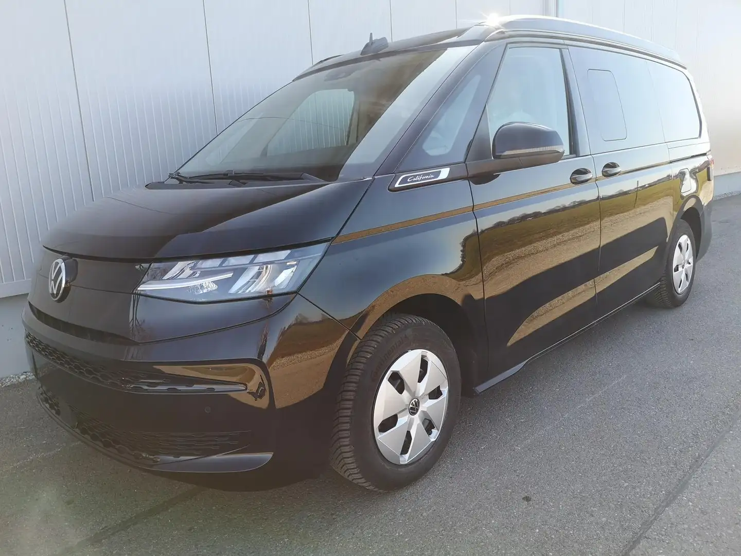 Volkswagen T7 California Beach (MV Cali) 2.0TDI DSG GV5 Lite 110 kW (150... Schwarz - 1
