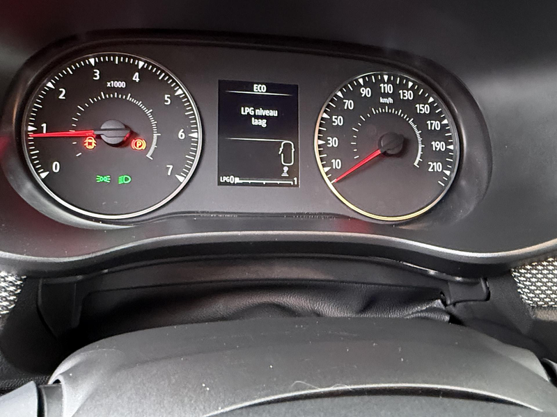 Dacia Sandero Stepway TCe 100 Bi-Fuel GPF Comfort | Trekhaak | P — photo 10