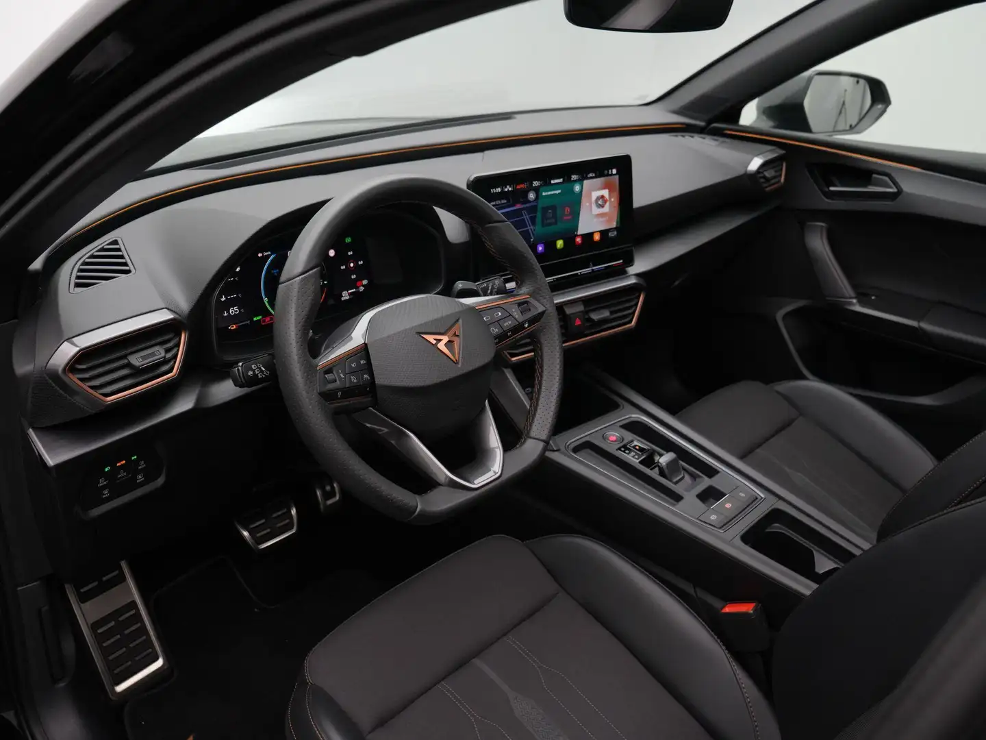 CUPRA Leon Sportstourer 1.4 e-Hybrid 245 pk DSG VZ Performanc Noir - 2