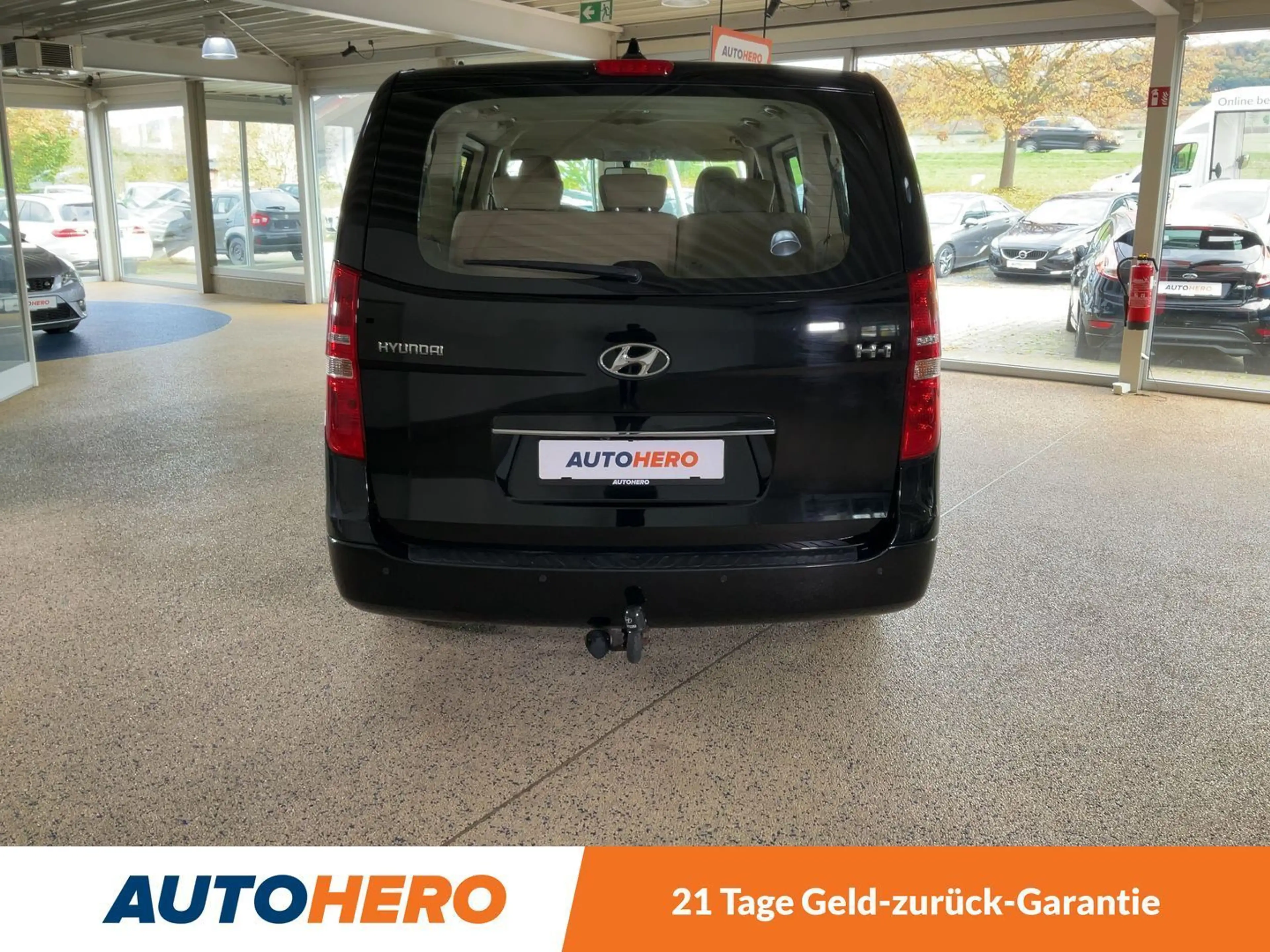 Hyundai H-1 2.5 CRDi Travel Premium Aut*NAVI*TEMPO*CAM*PDC*SHZ — photo 5