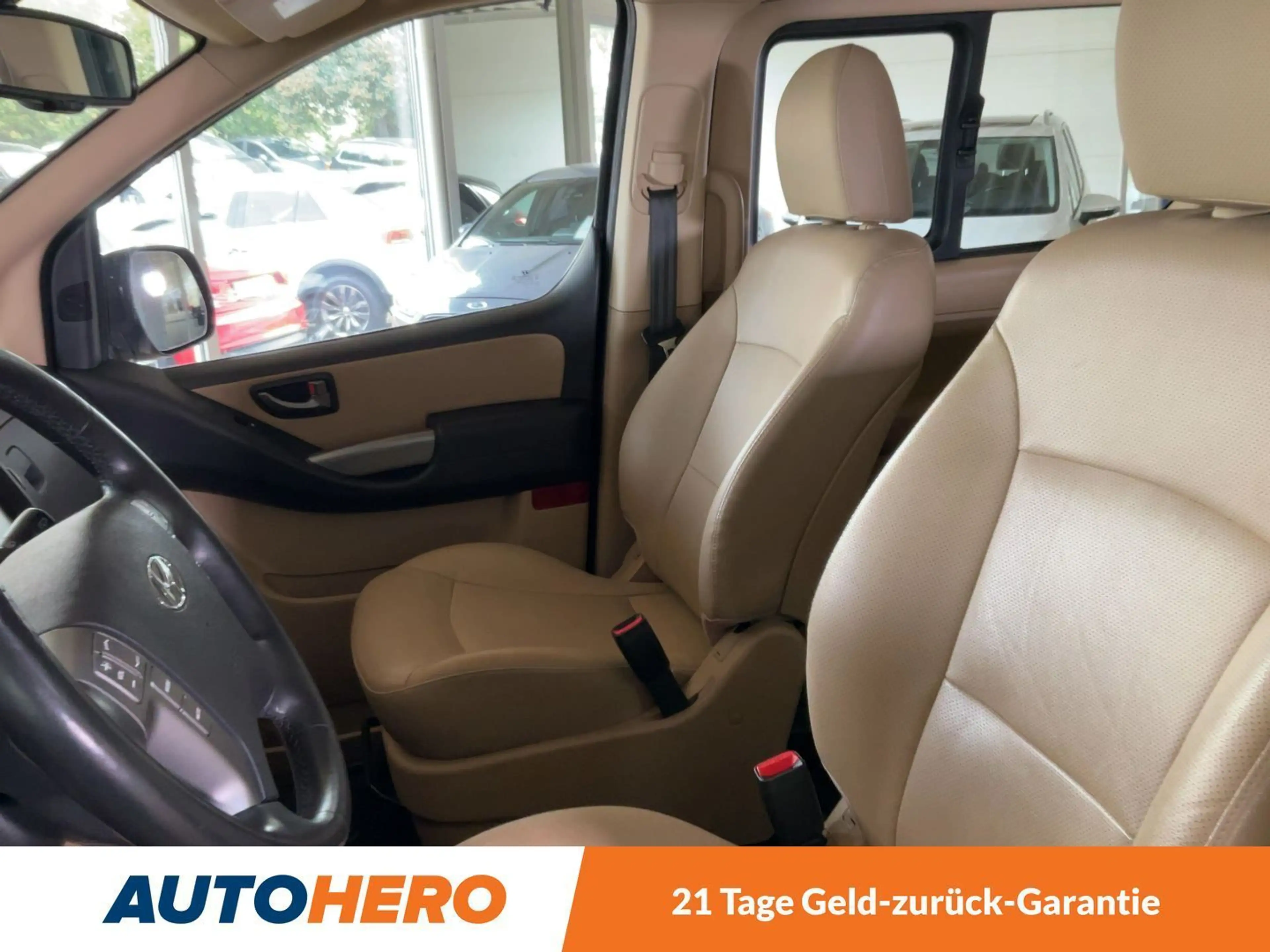 Hyundai H-1 2.5 CRDi Travel Premium Aut*NAVI*TEMPO*CAM*PDC*SHZ — photo 10