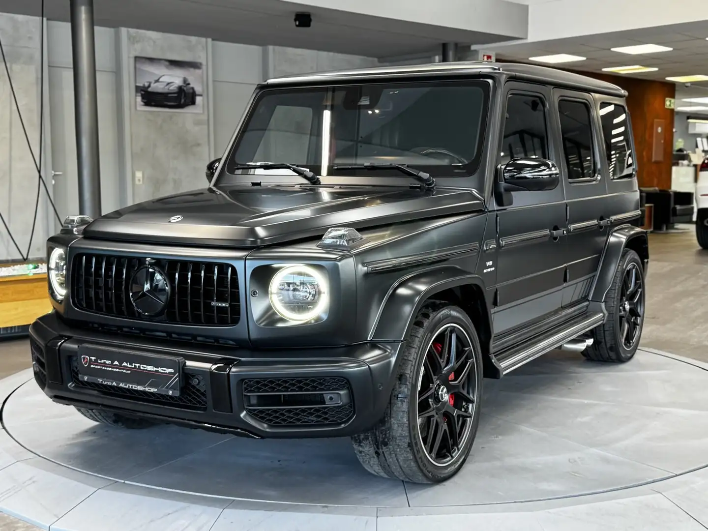 Mercedes-Benz G 63 AMG 4Matic Aut. *Scheibedach*360°*Burmester*Ambiente*A Schwarz - 2