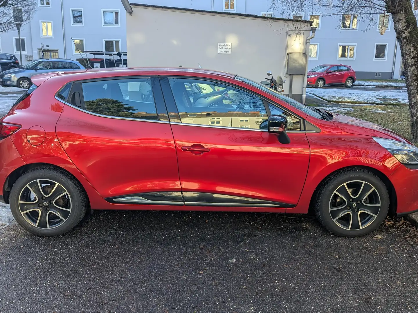 Renault Clio Clio Dynamique dCi 90 EDCDynamique Rot - 1