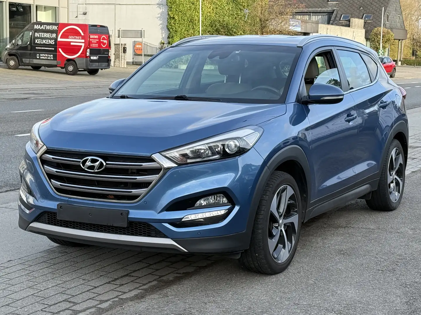Hyundai TUCSON 1.7CRDI BD Tecno Safe 4x2 Bleu - 1