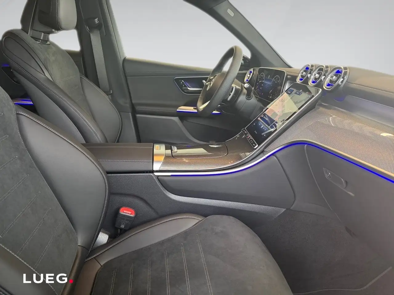 Mercedes-Benz GLC 220 d 4MATIC AMG+NIGHT+AHK+MEMORY+360+DISTR 9
