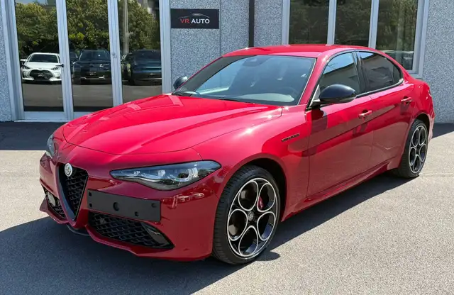 Alfa Romeo Giulia 2.0 t Competizione Q4 280cv autom. TELECAMERA/HARMANKARDON/FULL LED/CARPLAY/SEDILI RISCALDATI - Promo FIN