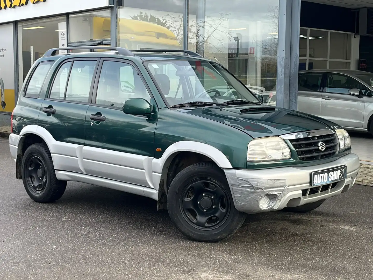 Suzuki Grand Vitara 🟩Grand Vitara 2.0 DIESEL  109 CH Grün - 1