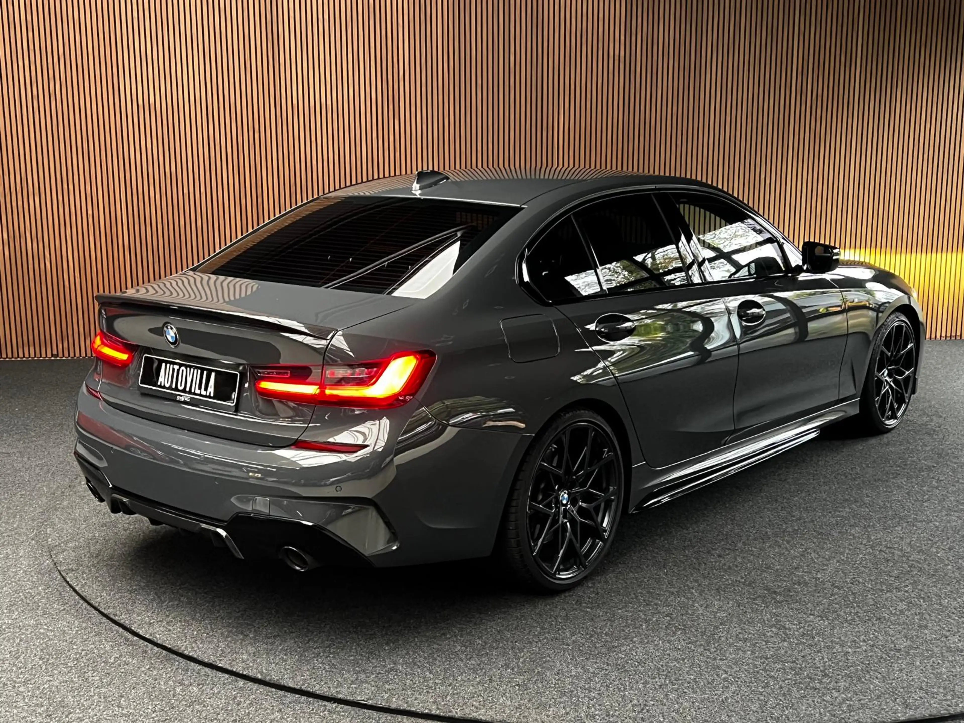 BMW 320 3-serie 320i M-sport Head Up Leer Navi PDC Virtual — photo 7