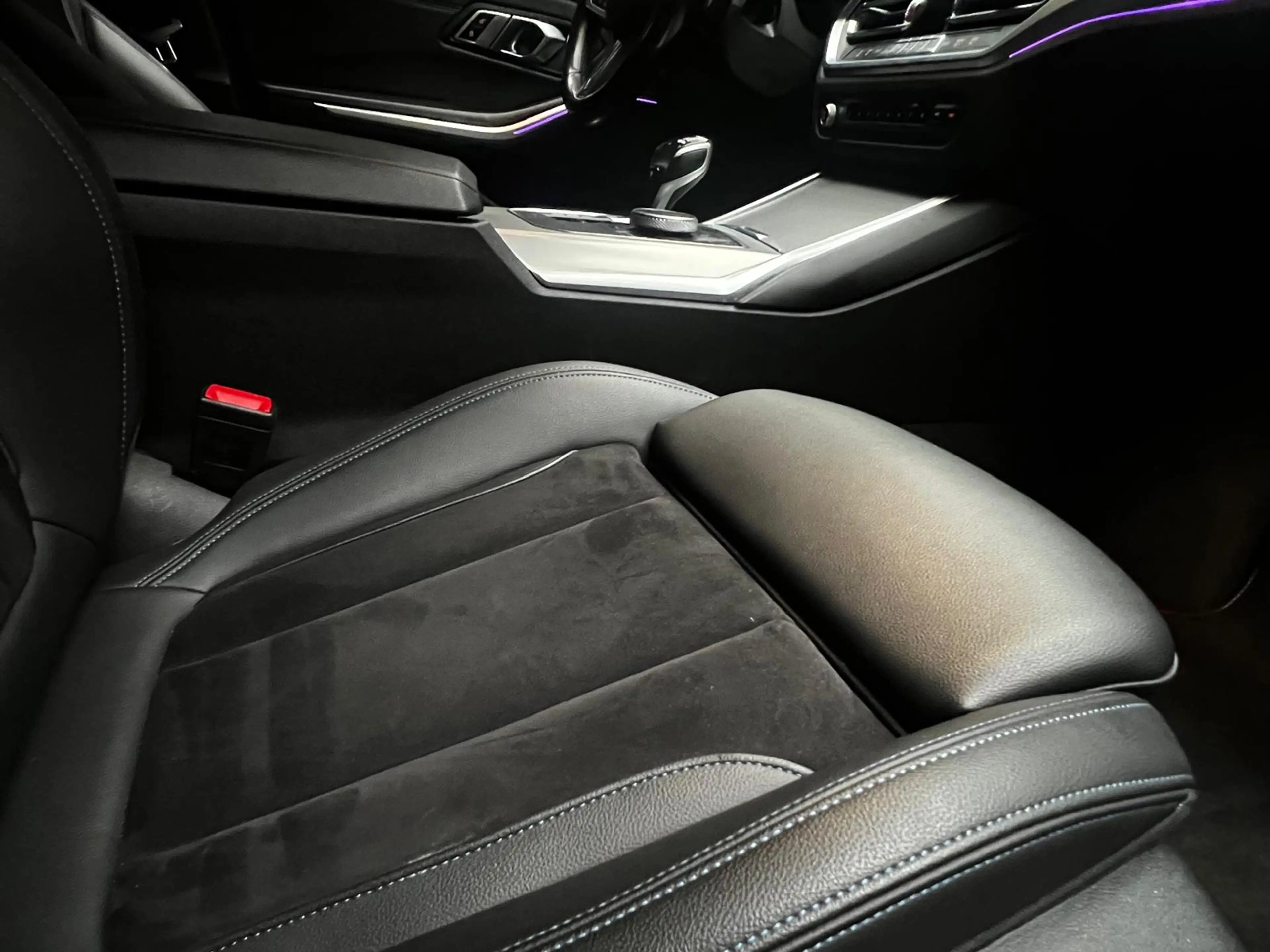 BMW 320 3-serie 320i M-sport Head Up Leer Navi PDC Virtual — photo 11