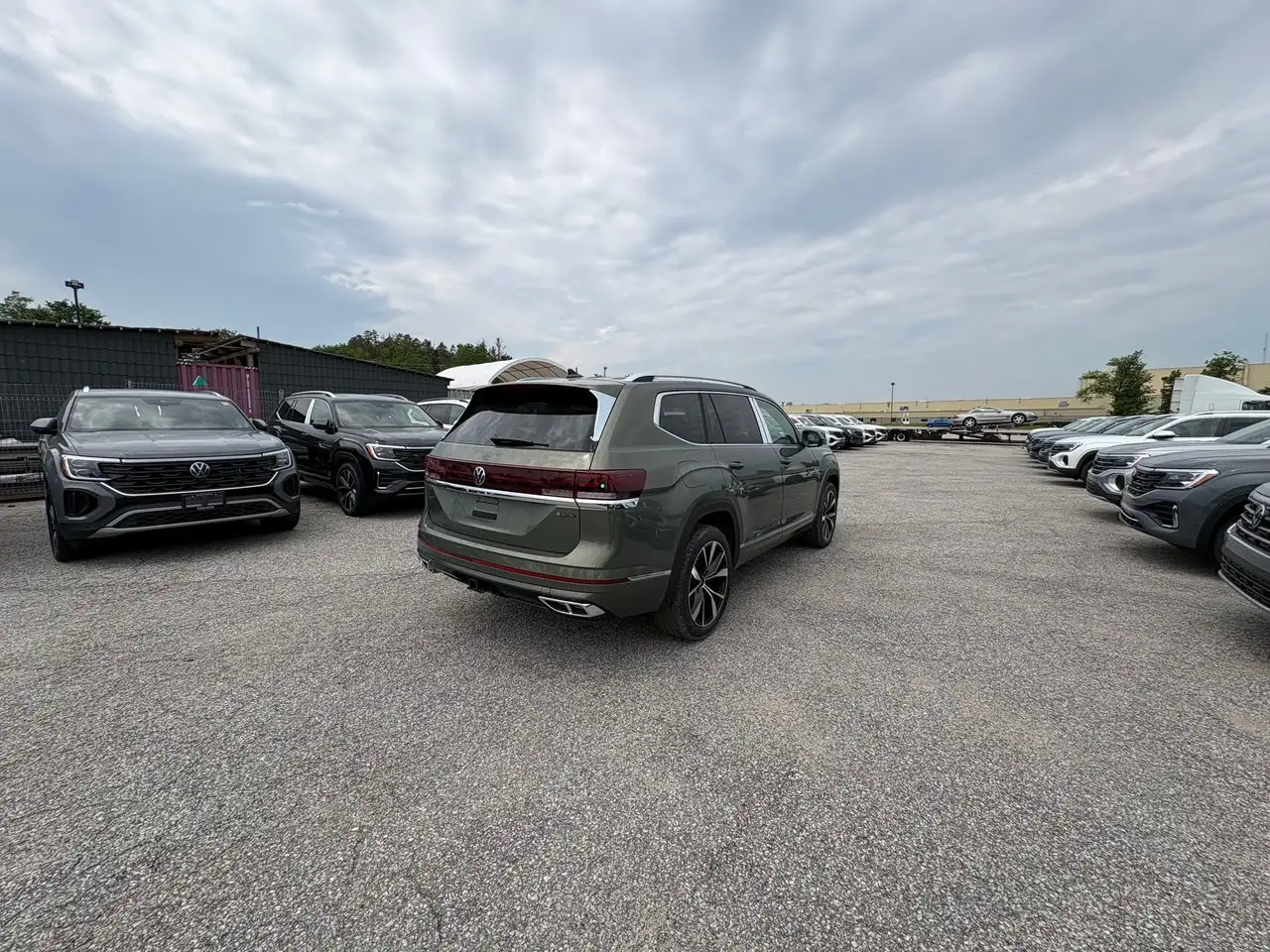 Volkswagen Atlas снимка Volkswagen Atlas