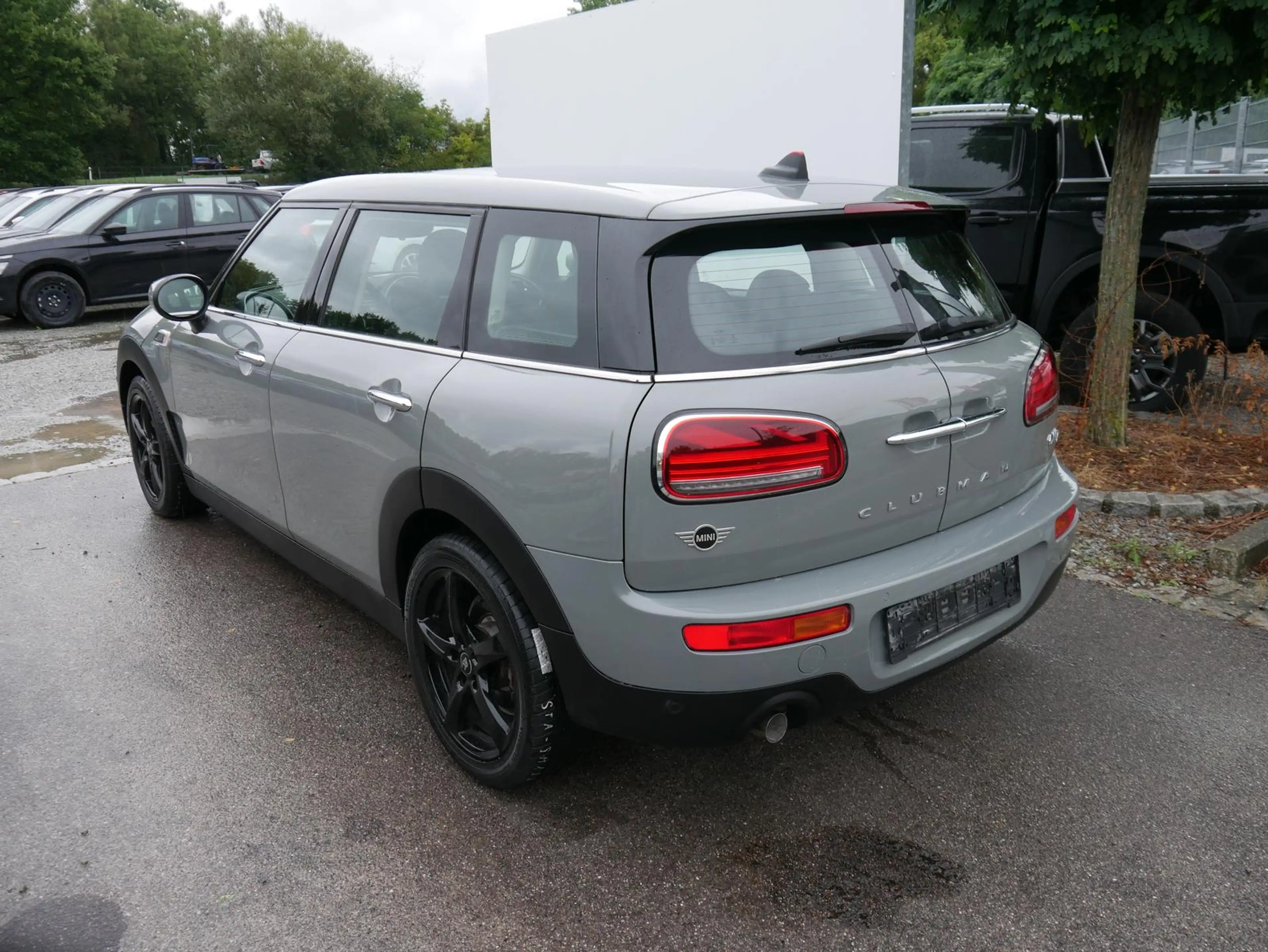 MINI One D ClubmanClubmann 1.5D DKG*NAVI*PDC*LED*SHZ*KLIMA*AL — photo 6