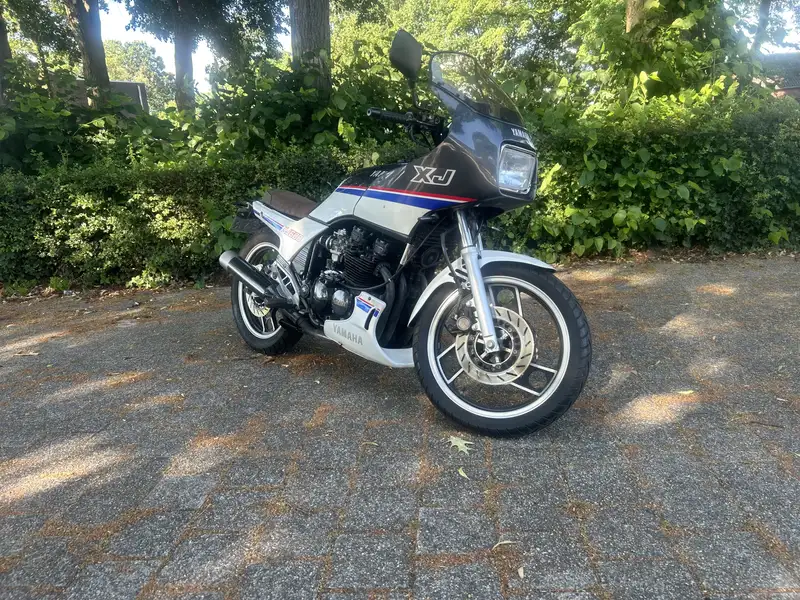 Yamaha XJ 600