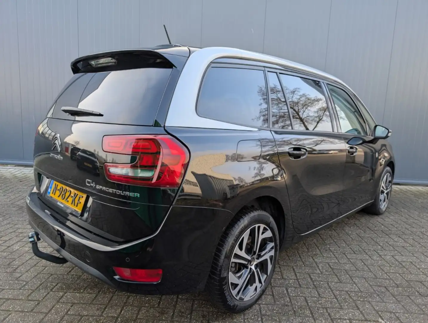 Citroen Grand C4 SpaceTourer 1.2 PureTech | Stoelmassage | Cruise Control | 7.p Noir - 2