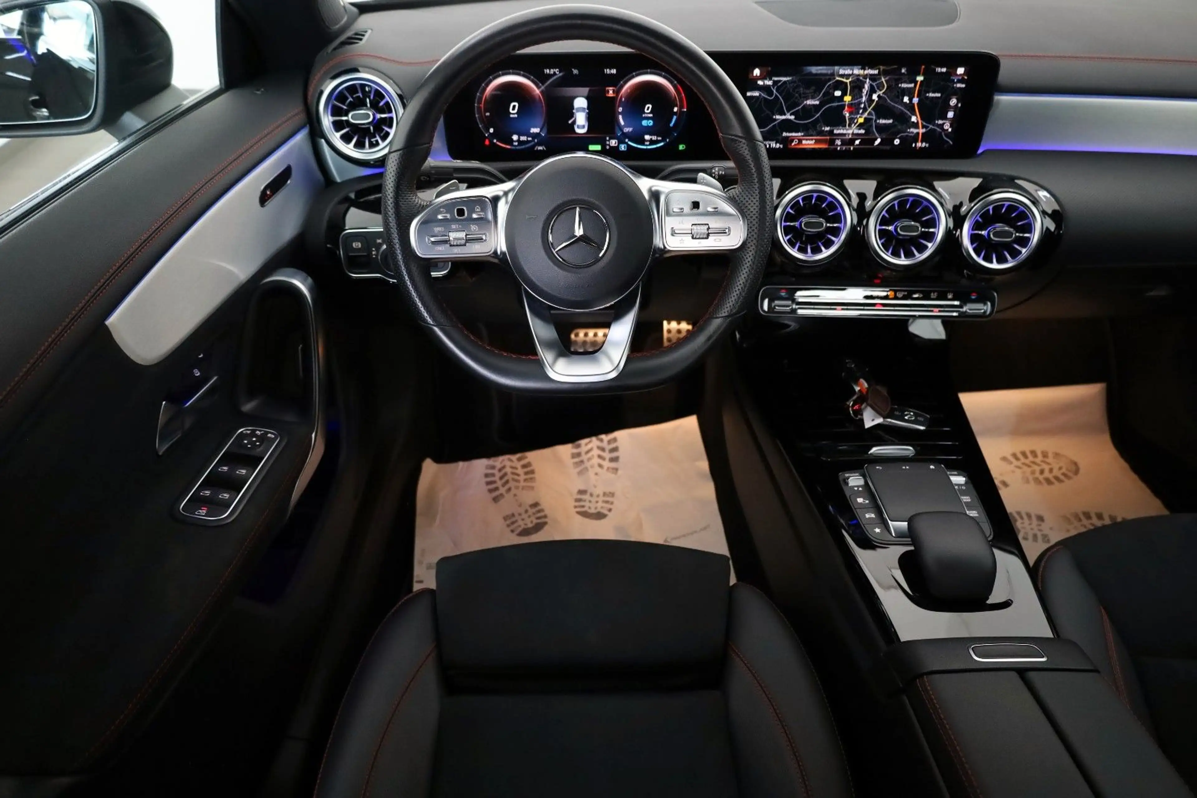 Mercedes-Benz CLA 250 e Coupe AMG line,T.Leder,Navi,LED,SH,Kam — photo 6