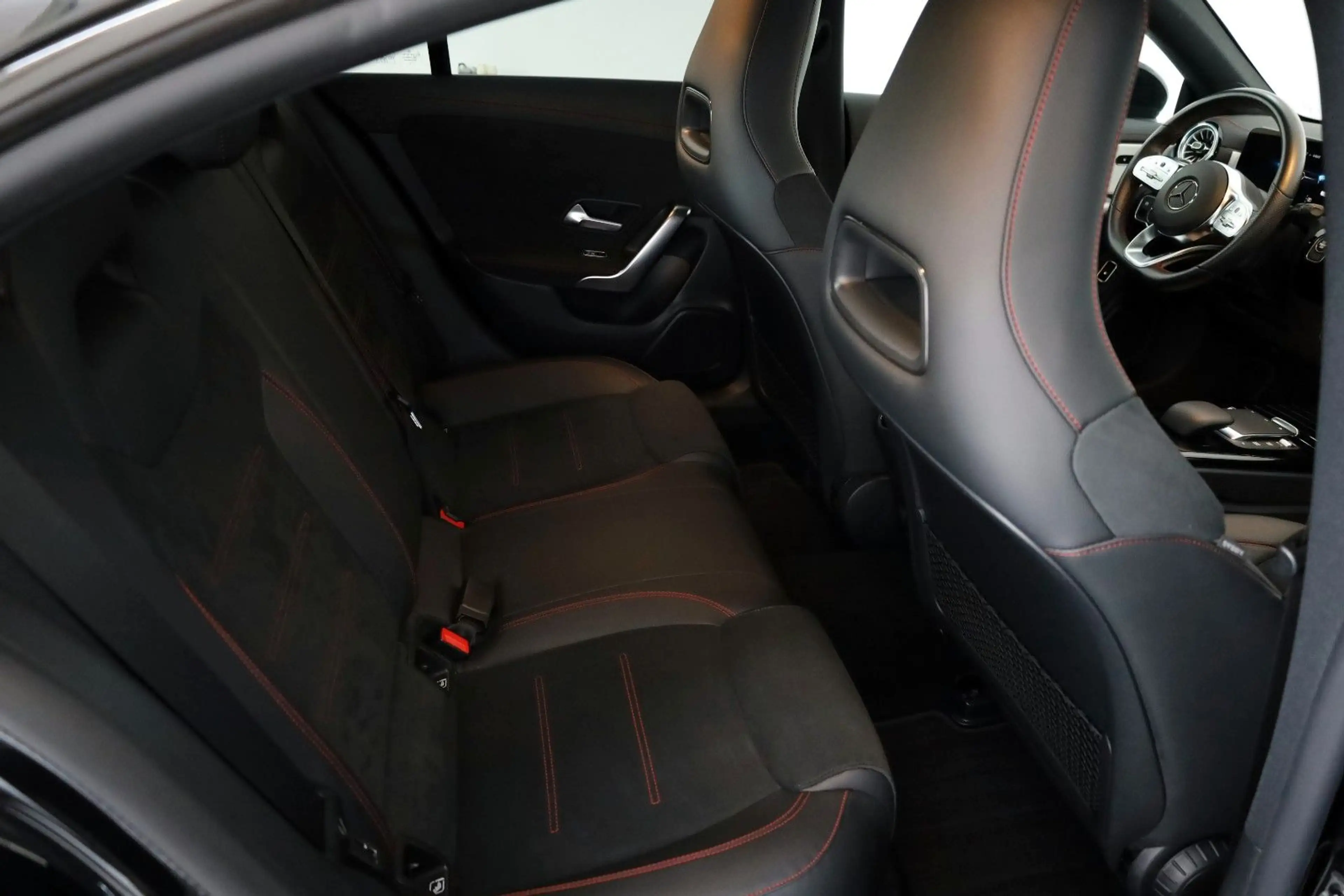 Mercedes-Benz CLA 250 e Coupe AMG line,T.Leder,Navi,LED,SH,Kam — photo 7