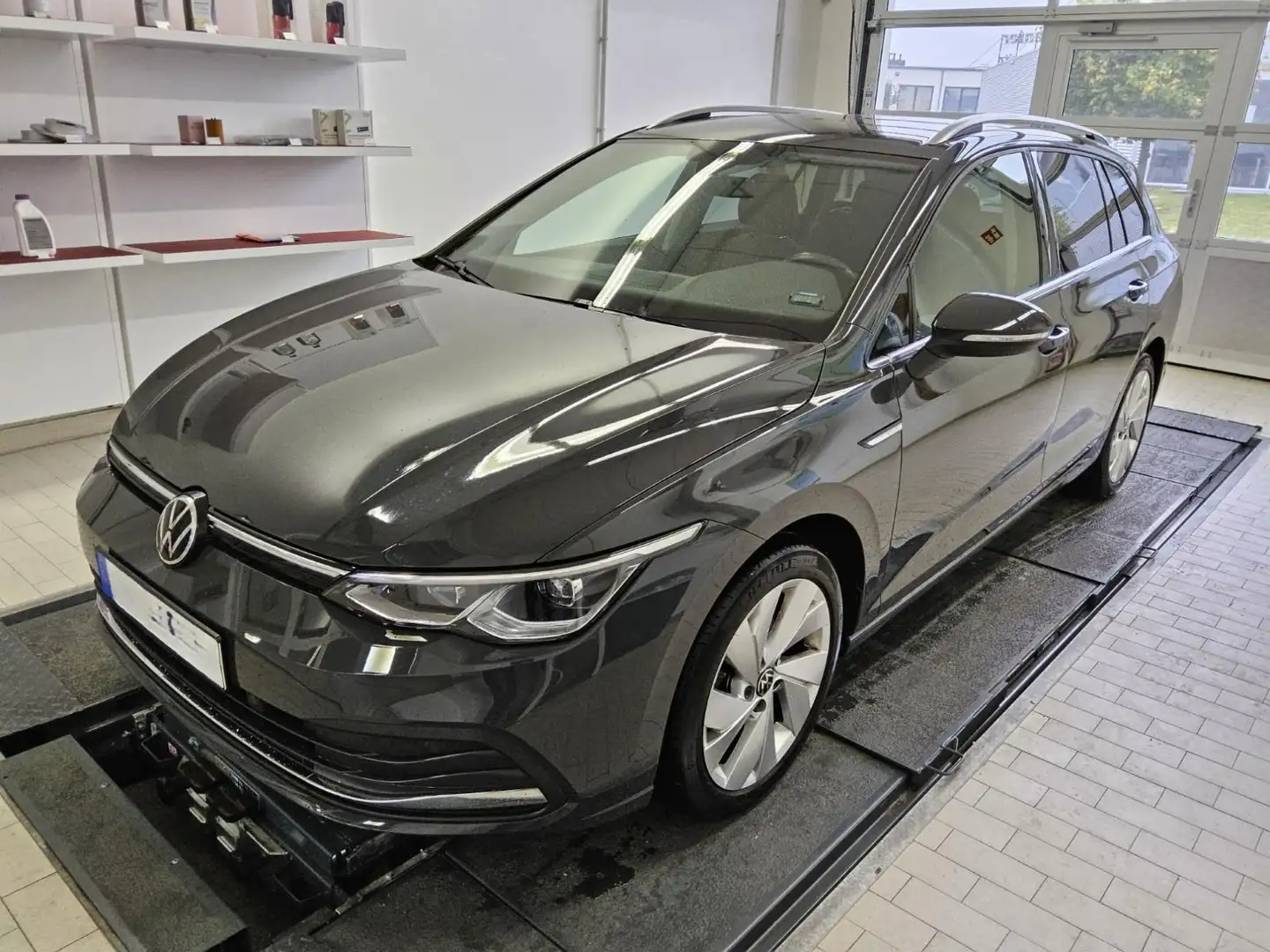 Volkswagen Golf Variant VIII 1.5 eTSI Style*AHK*LED*ACC* Grau - 2