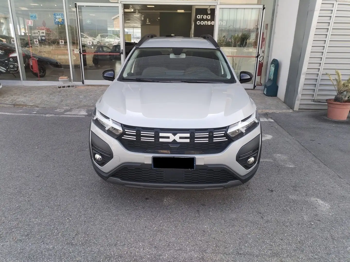 Dacia Jogger Jogger 1.0 tce Comfort Gpl 100cv - GL034 Zilver - 2