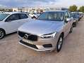 Volvo XC60 D4 Momentum AWD Aut. Plateado - thumbnail 1
