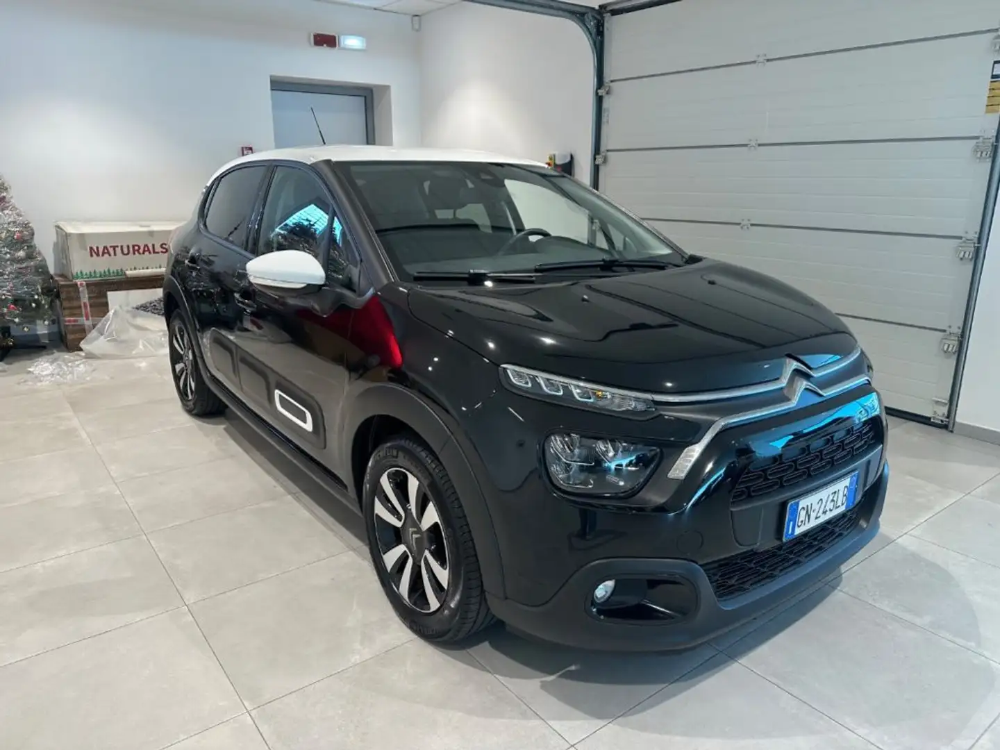 Citroen C3 PureTech 110 S&S Shine Nero - 2