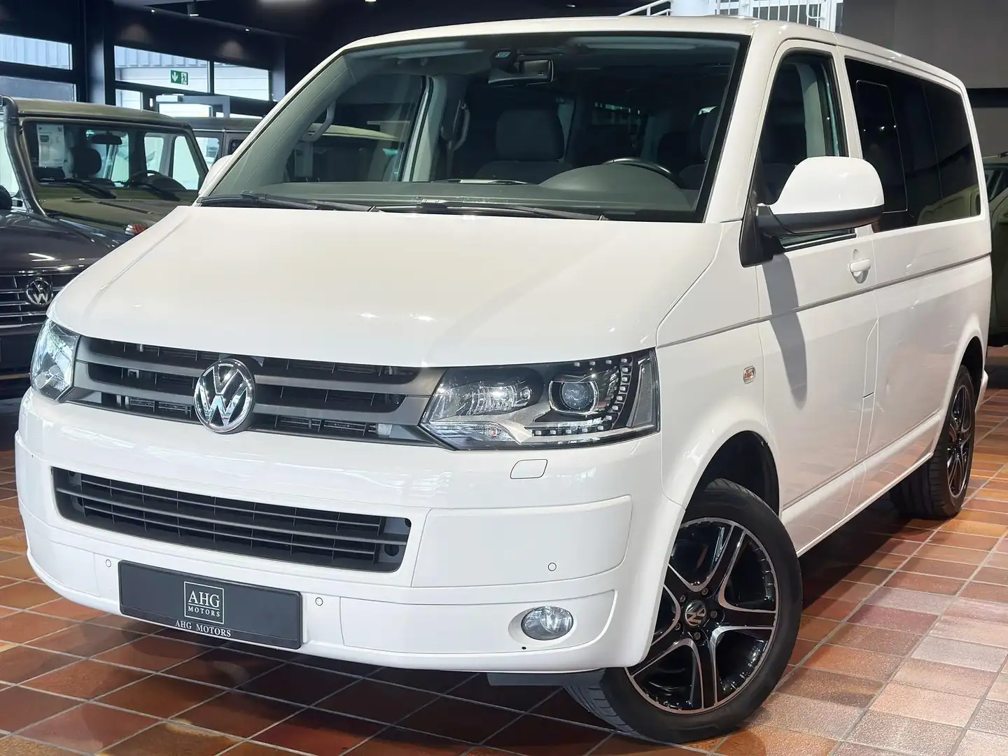 Volkswagen T5 Caravelle Kurz 8-Sitze 2x Klima el.Tür Standh Weiß - 1