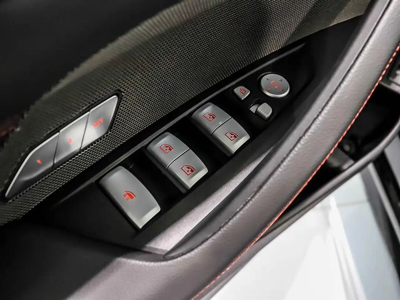 BMW 4 Series снимка BMW 4 Series