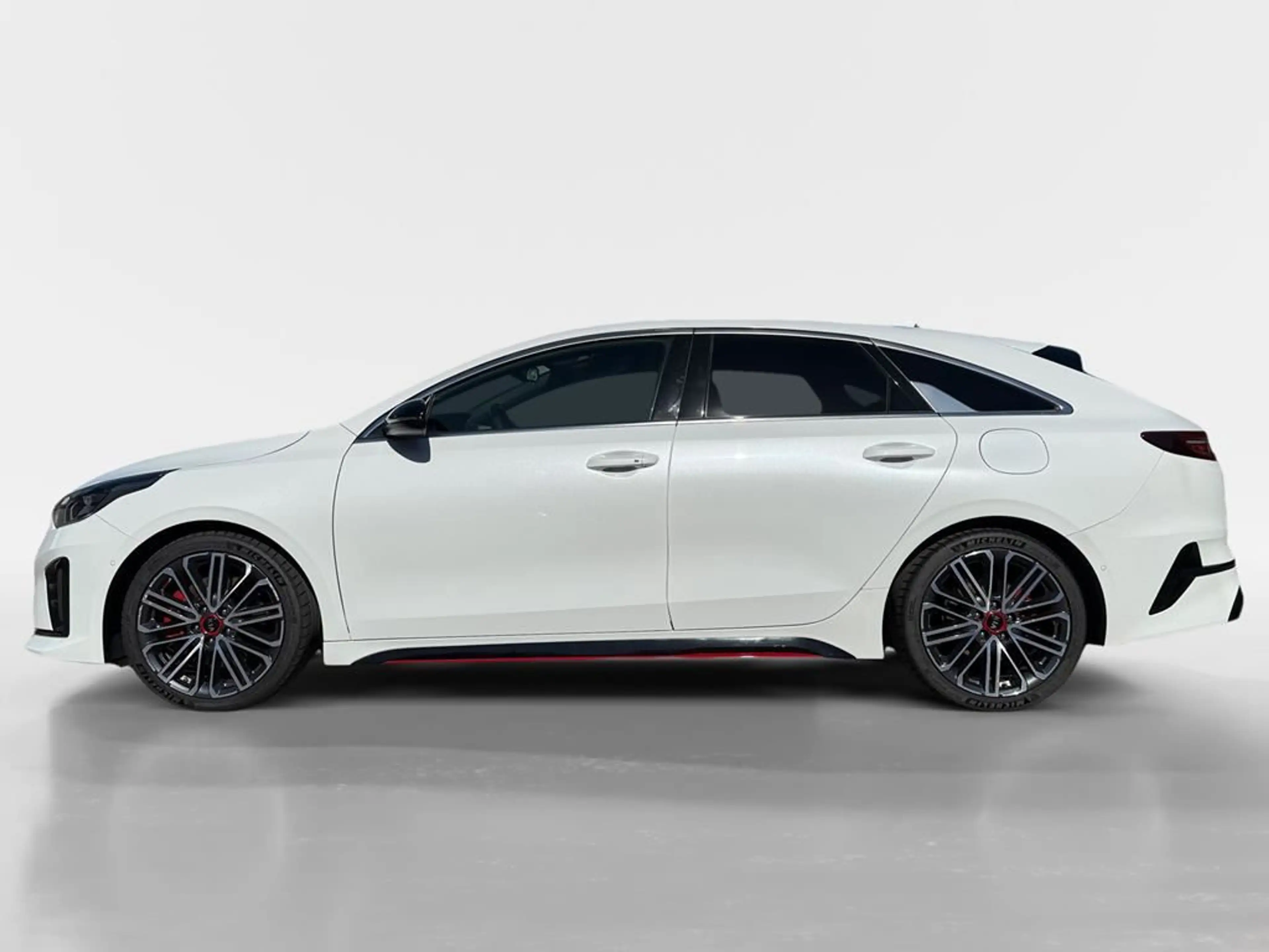 Kia ProCeed / pro_cee'd GT — photo 4