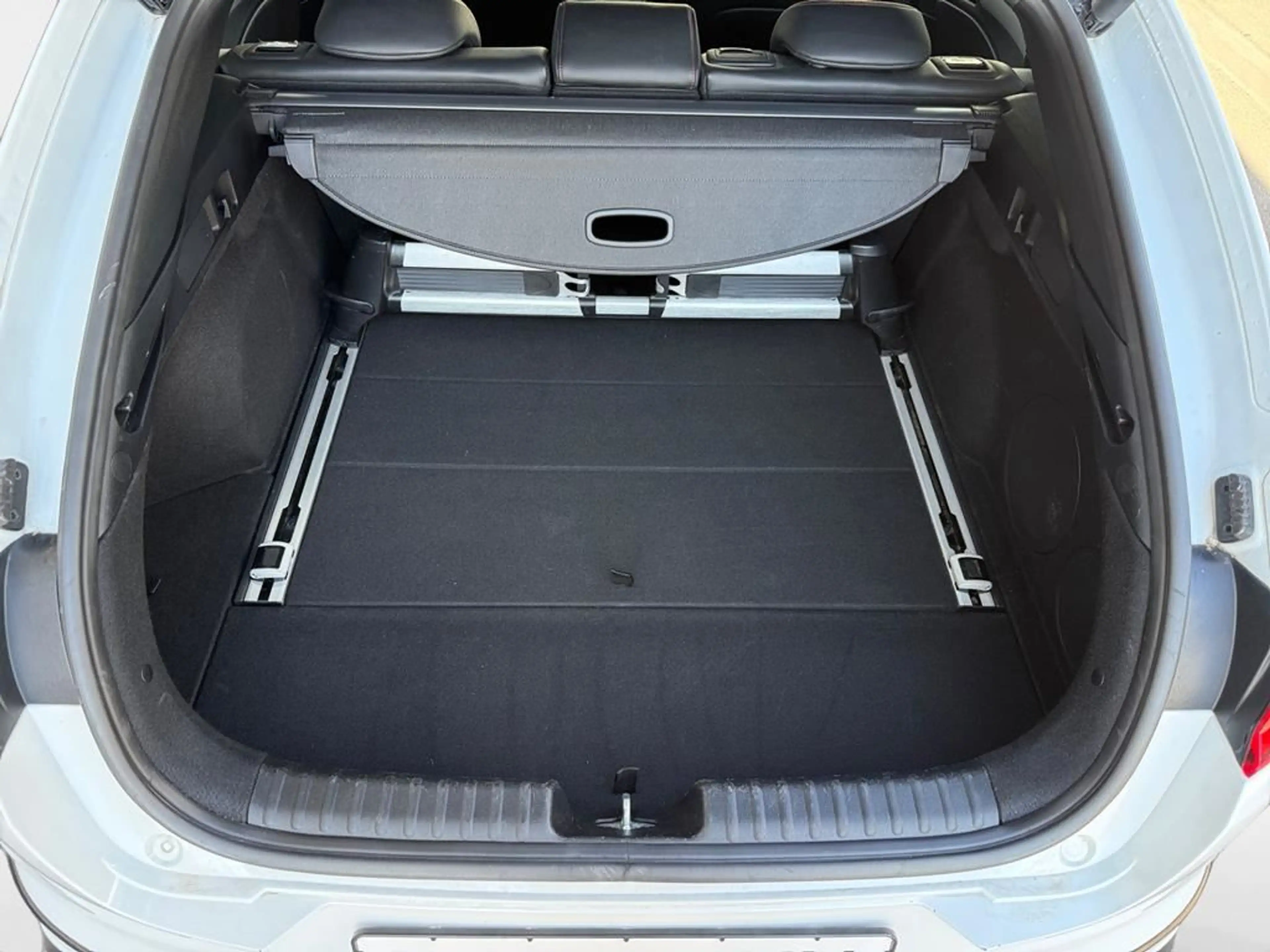 Kia ProCeed / pro_cee'd GT — photo 14