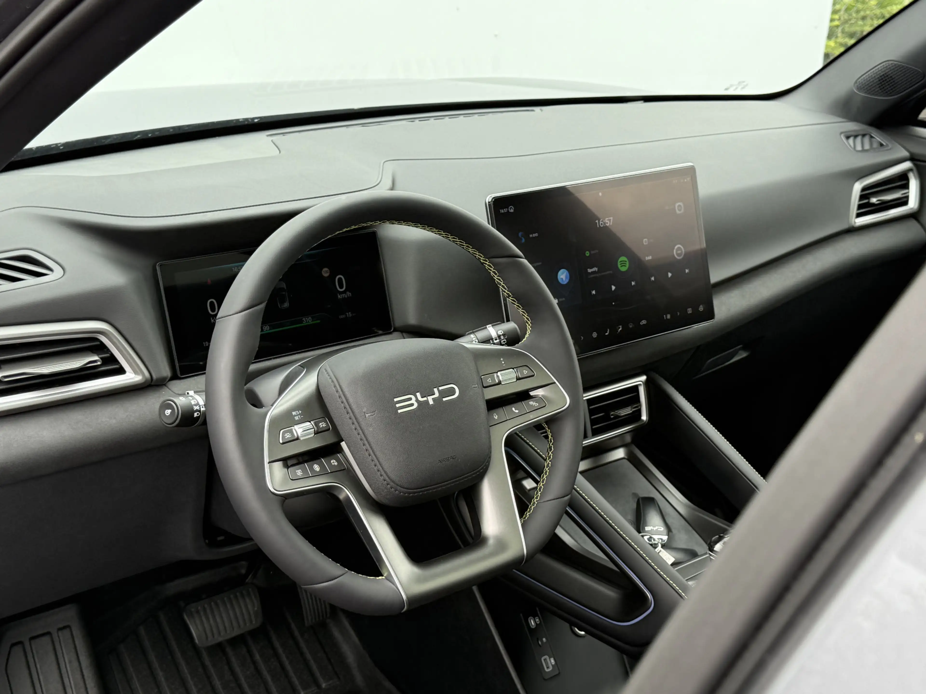 BYD Atto 2 Boost 45 kWh | Pano | ACC | Leder | 360* Camera | — photo 10