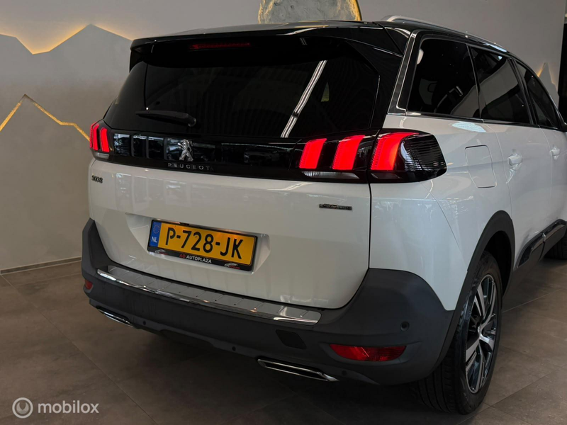 Peugeot 5008 1.6 e-THP GT-Line Keyless/360 camera/7 persoons — photo 16