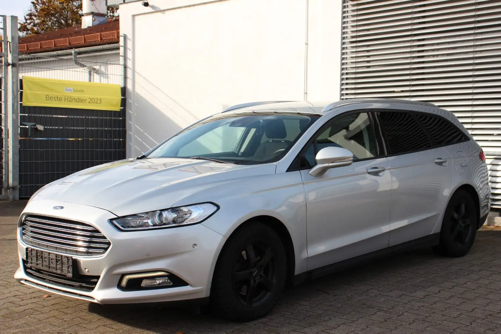 Ford Mondeo T. 2.0TDCI PowSh. # Navi # Alu # AHK #Eu6 Argent - 1