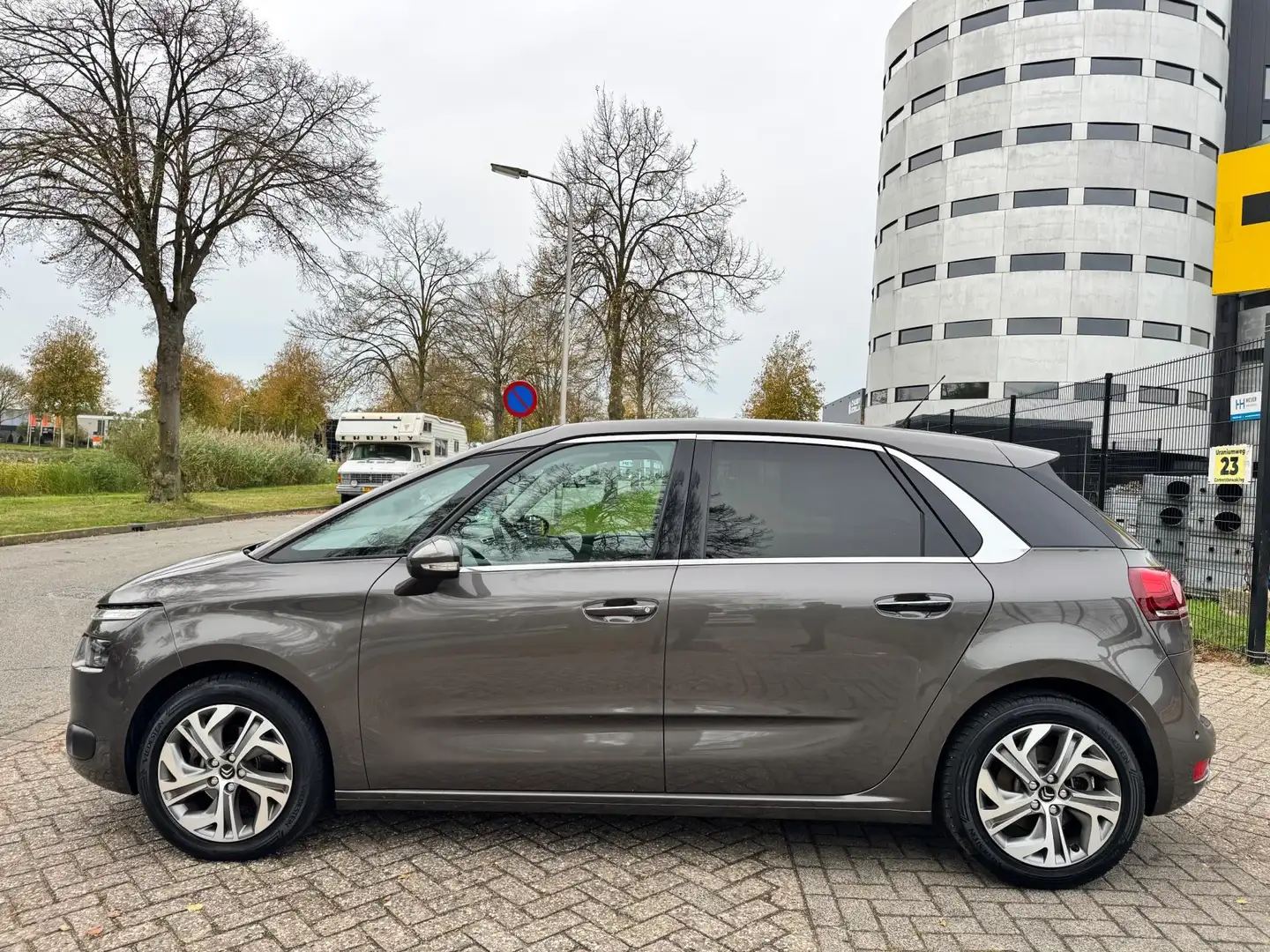 Citroen C4 Picasso 1.2 PureTech Intensive|1ste eig|camera|navi|psenso Gris - 2