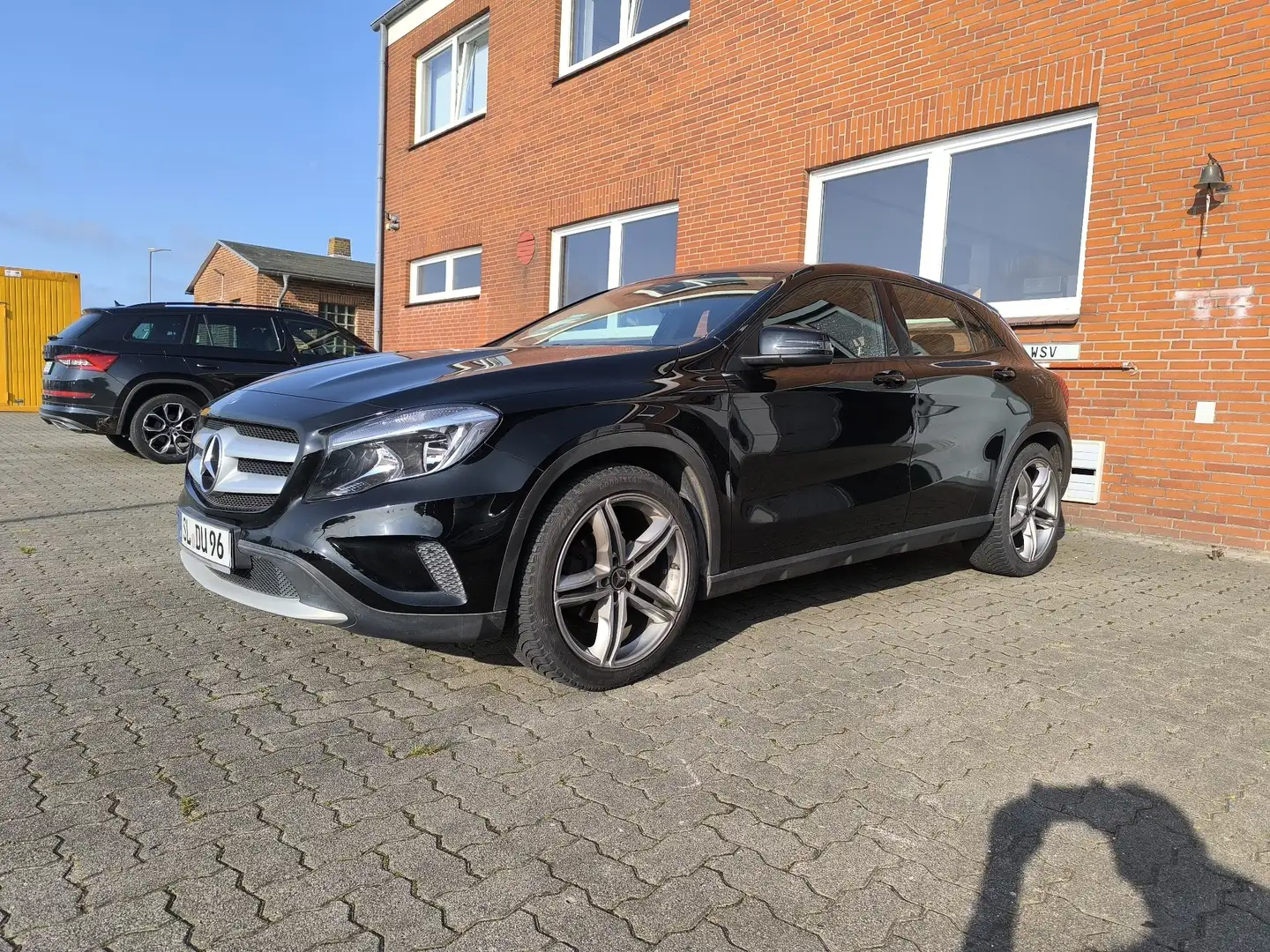 Mercedes-Benz GLA 180 - 1