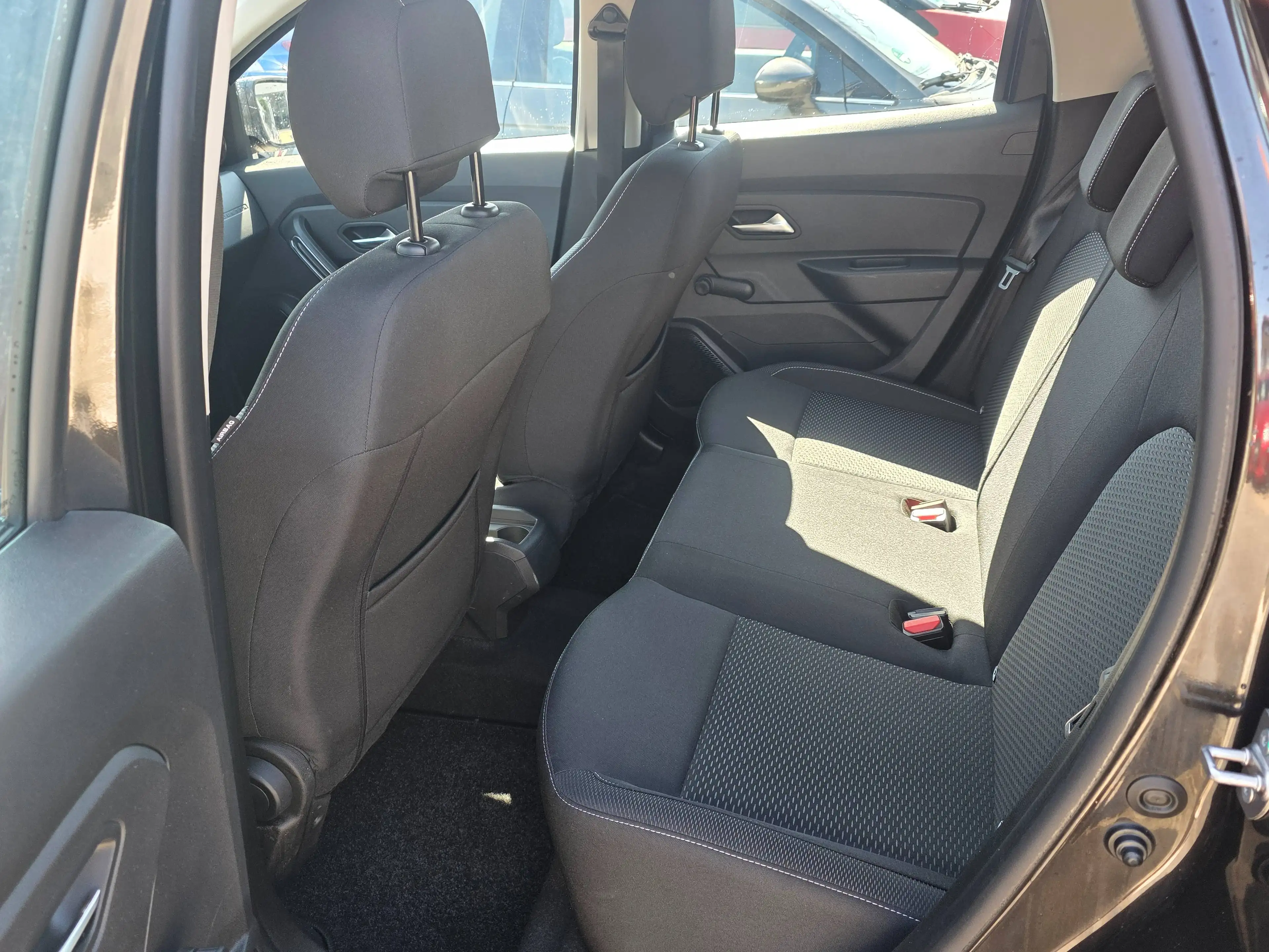 Dacia Duster Duster II Comfort/LPG/Eu6/1.Ha/AHK/TÜV 08.27/ZV/ — photo 11