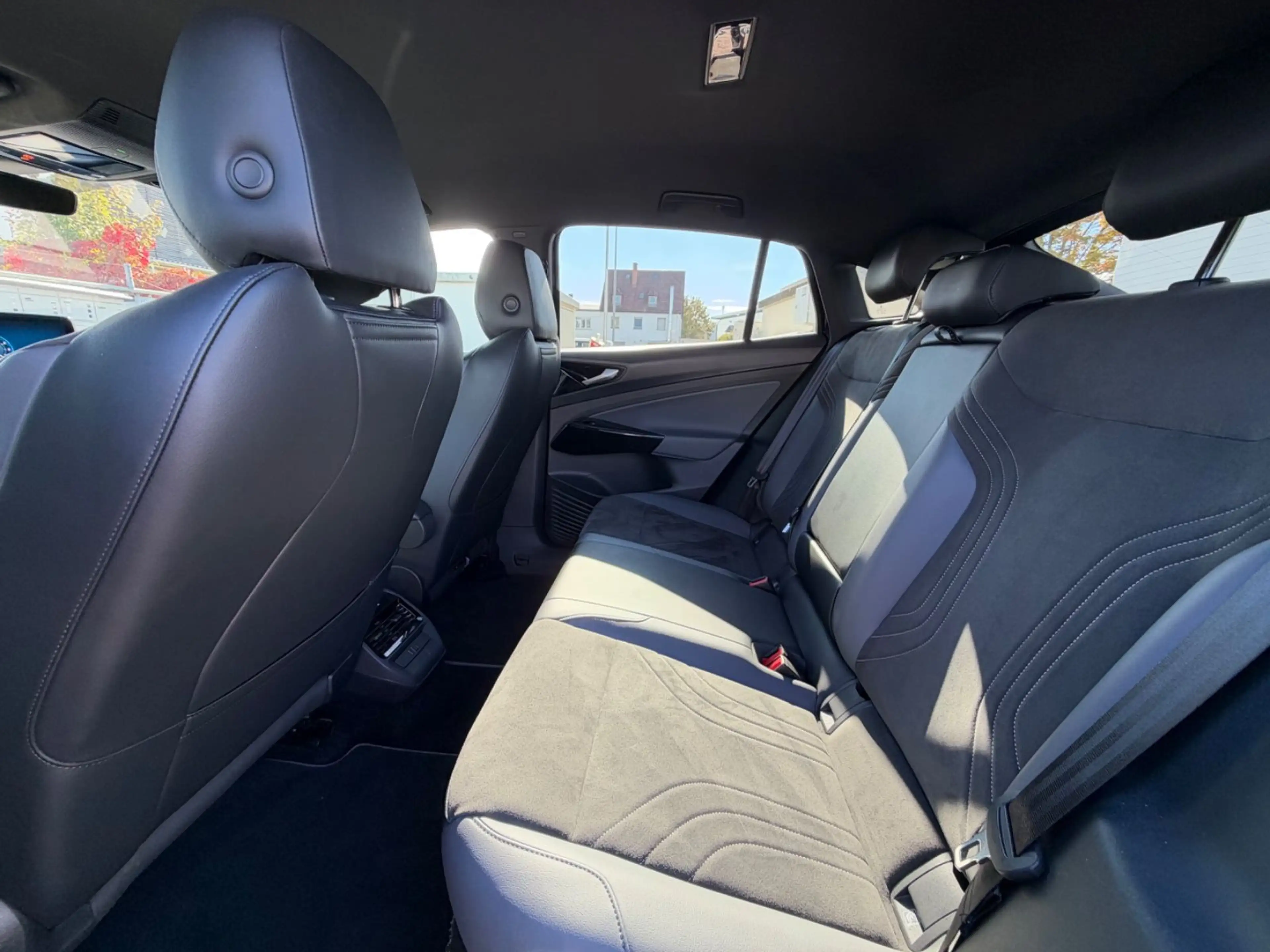 Volkswagen ID.5 Pro 82kWh*Wärmepumpe*Matrix*IQ Drive* — photo 10