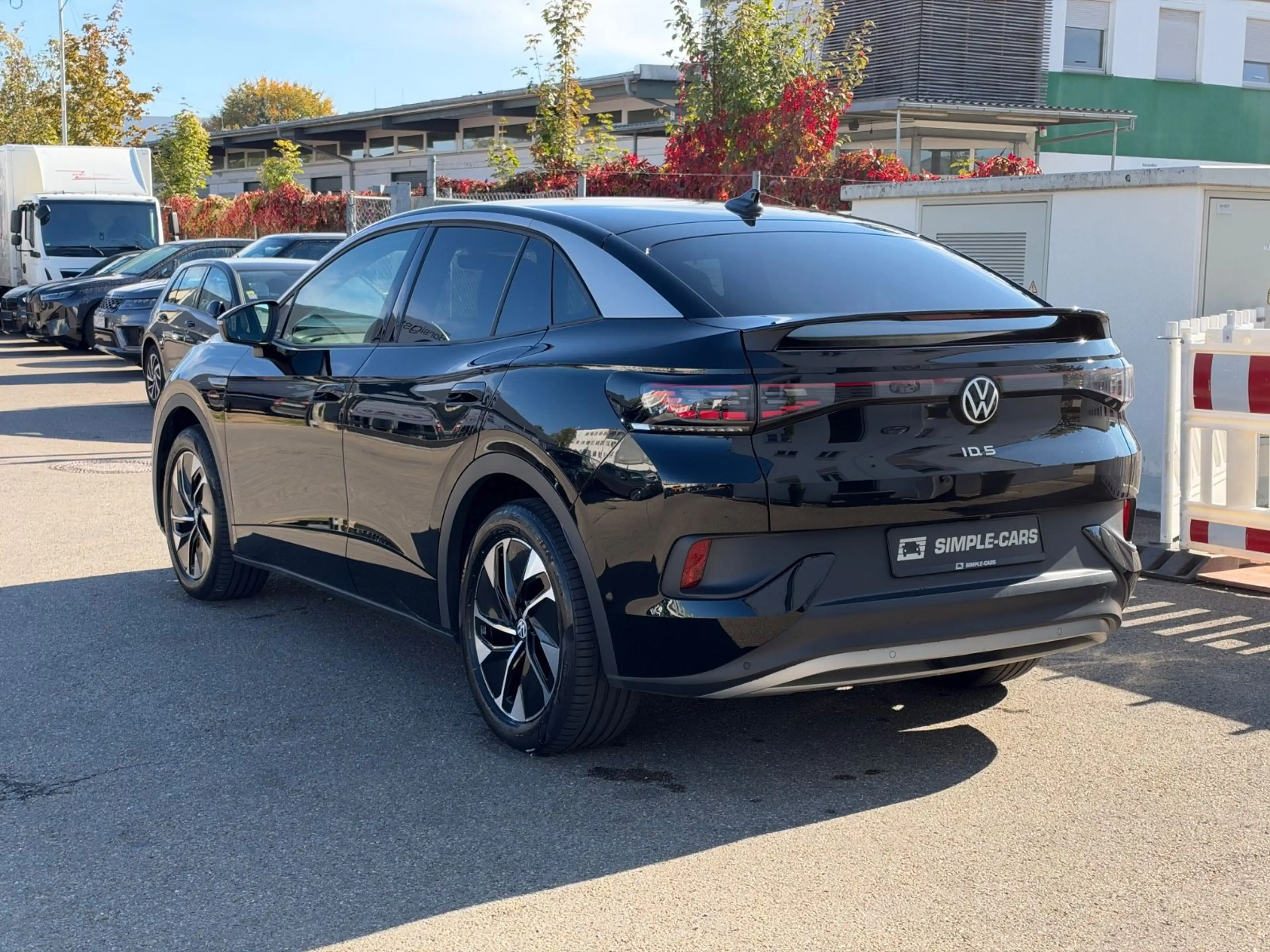 Volkswagen ID.5 Pro 82kWh*Wärmepumpe*Matrix*IQ Drive* — photo 3