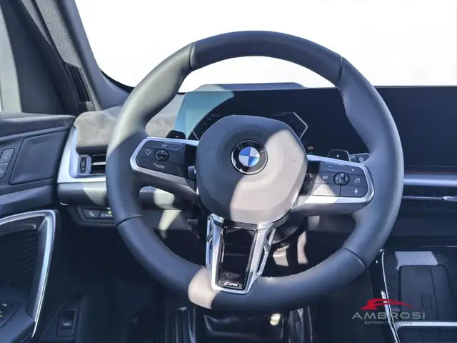BMW X1 view 13