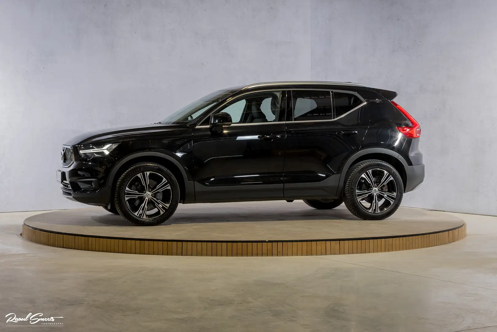 Volvo XC40 1.5 T5 Recharge Inscription Expression | Adaptieve Nero - 2