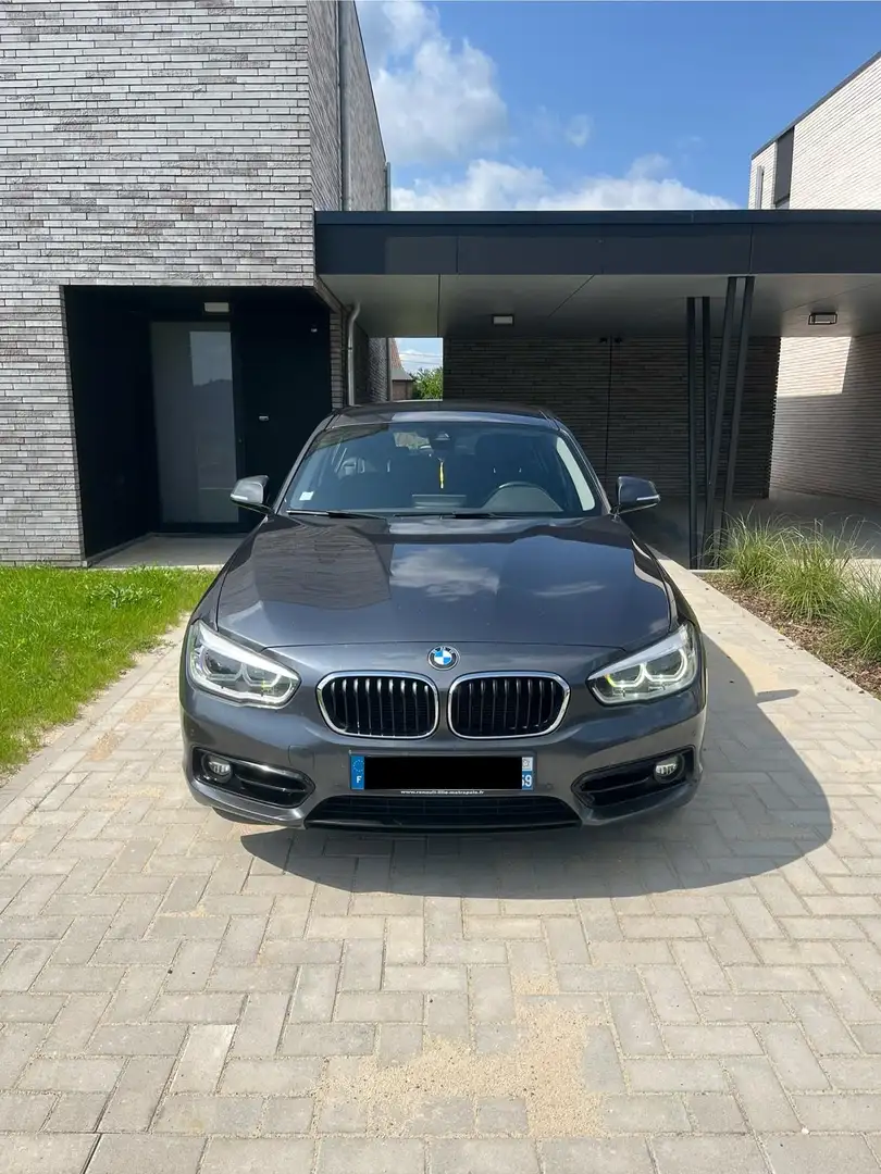 BMW 118 118d 150 ch BVA8 Sport Gris - 1