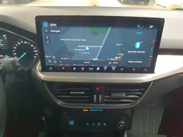 Ford Focus view 12