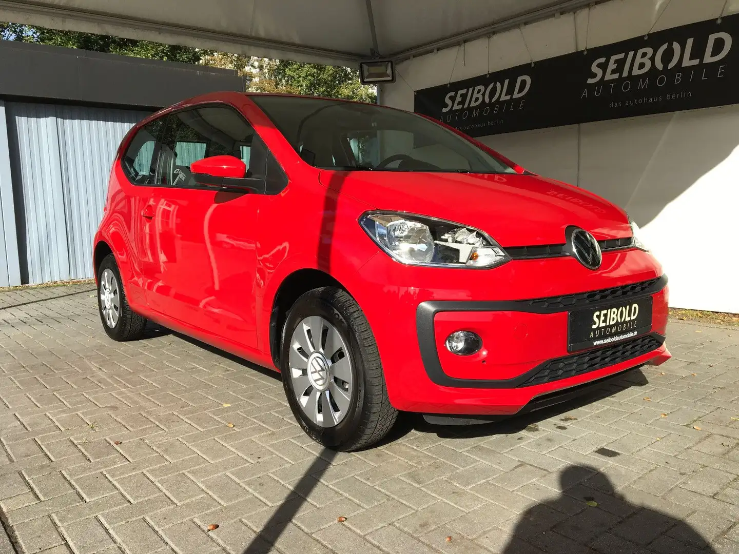 Volkswagen up! 1.0 Move/1.Hd/Klimatr/Shz/DAB/Allwetter/NSW Rouge - 2